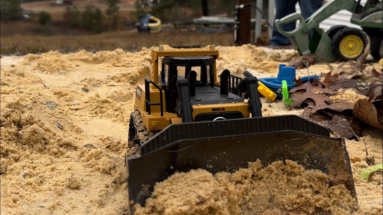 HUINA 1569 RC BULLDOZER  review  #dozer #Huina