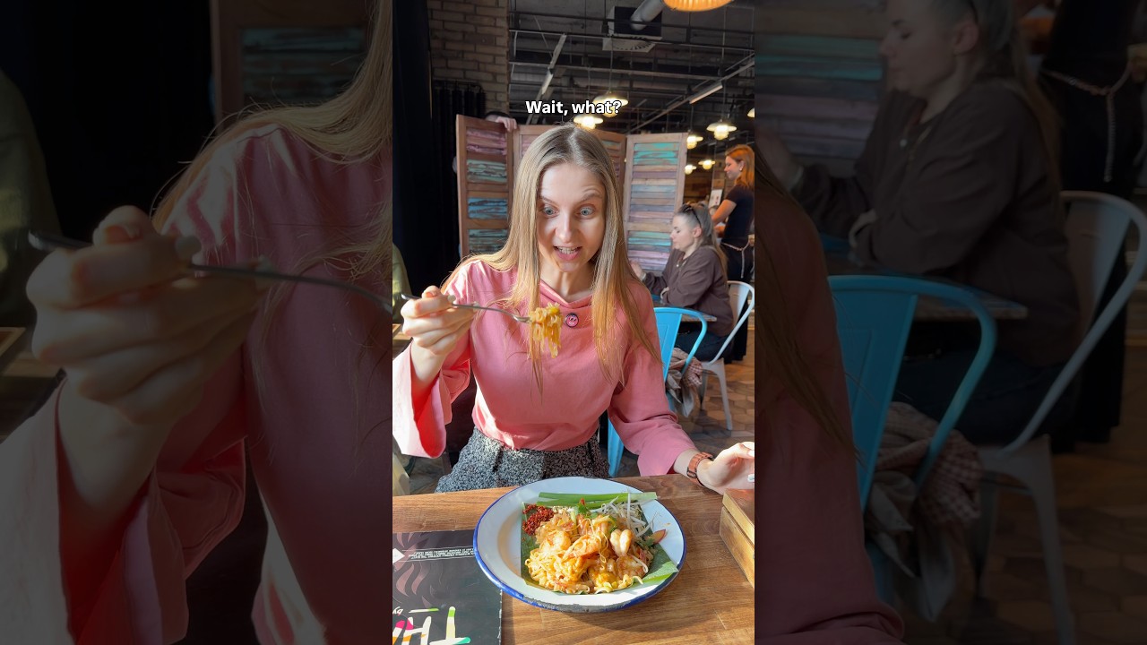 Thai food in Warsaw&hellip; approved by the Thai government?! 🇹🇭Yeah, this is not your average pad thai