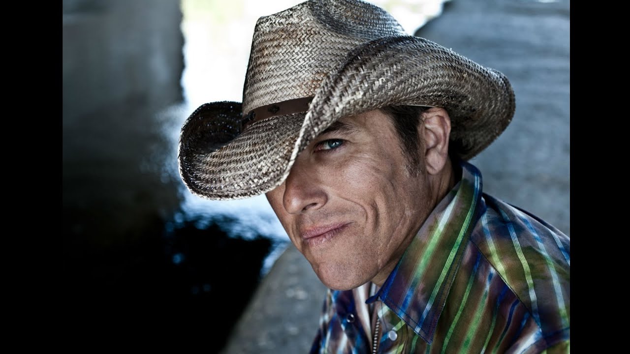 This Is The Country Music Singer SEAN PATRICK MCGRAW🎵🎵🤠🤠