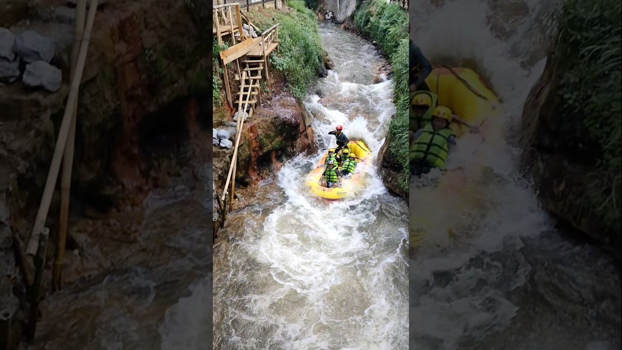 arung jeram bukan tentang mengarungi arus, tapi tentang kekuatan dlm diri  di tengah tantangan alam