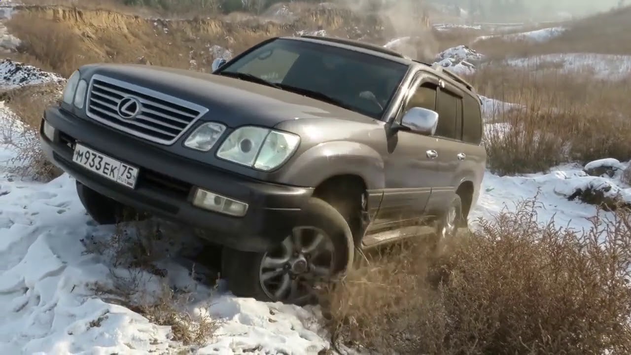 Lexus LX470 stock offroad