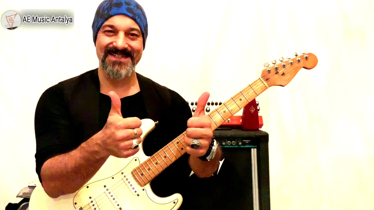 Pink Floyd - Another Brick In The Wall  Gitar Dersi Nasıl Çalınır ?