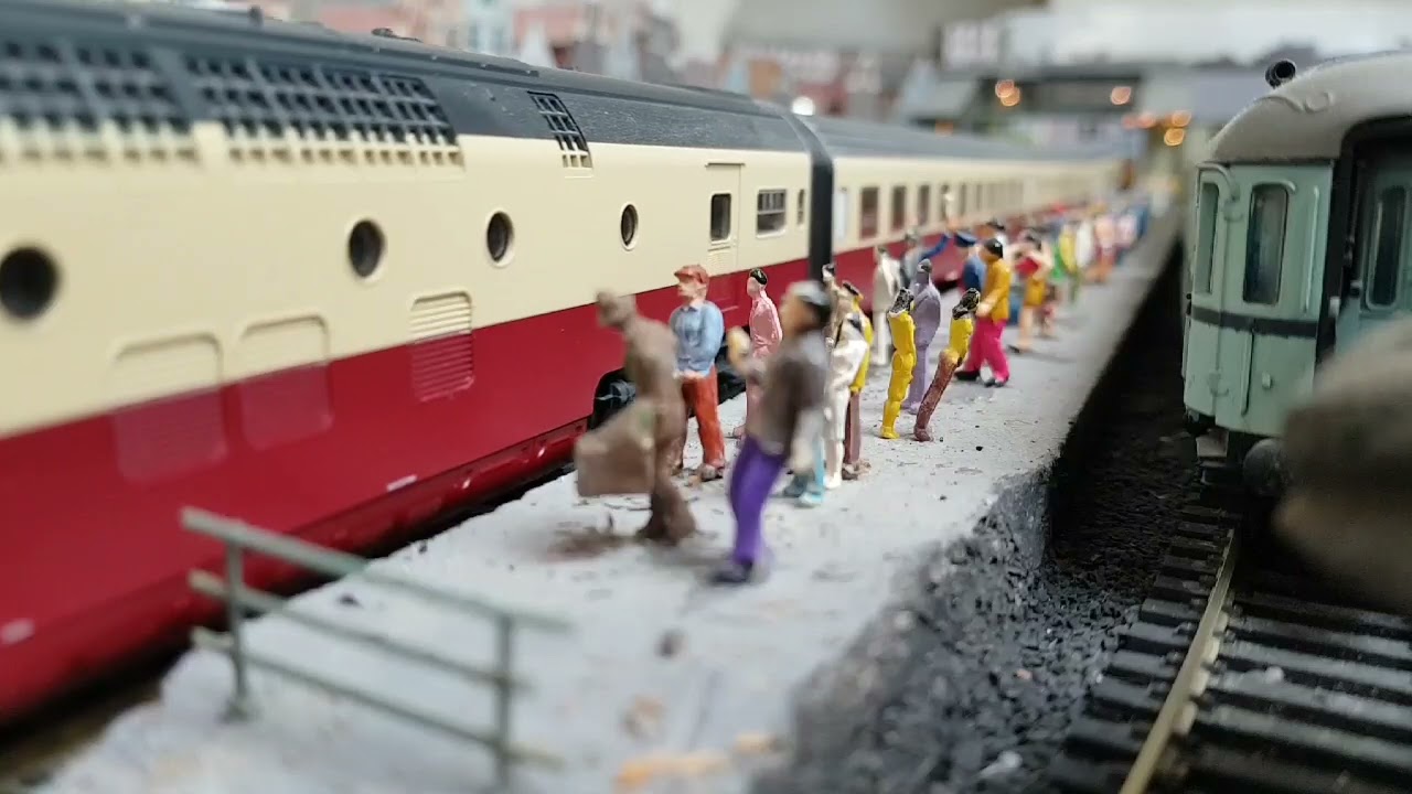 Bouwen aan een Nederlandse modelspoorbaan in H0 digitaal