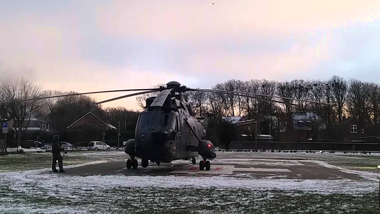 SAR 10 Sea King in Husum