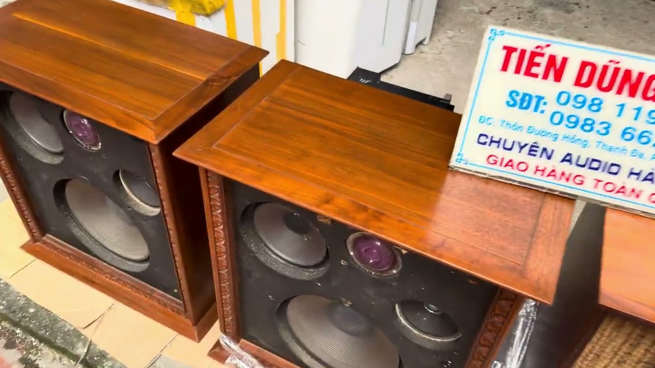 Loa anh quốc cổ giá cực rẻ. Made in england