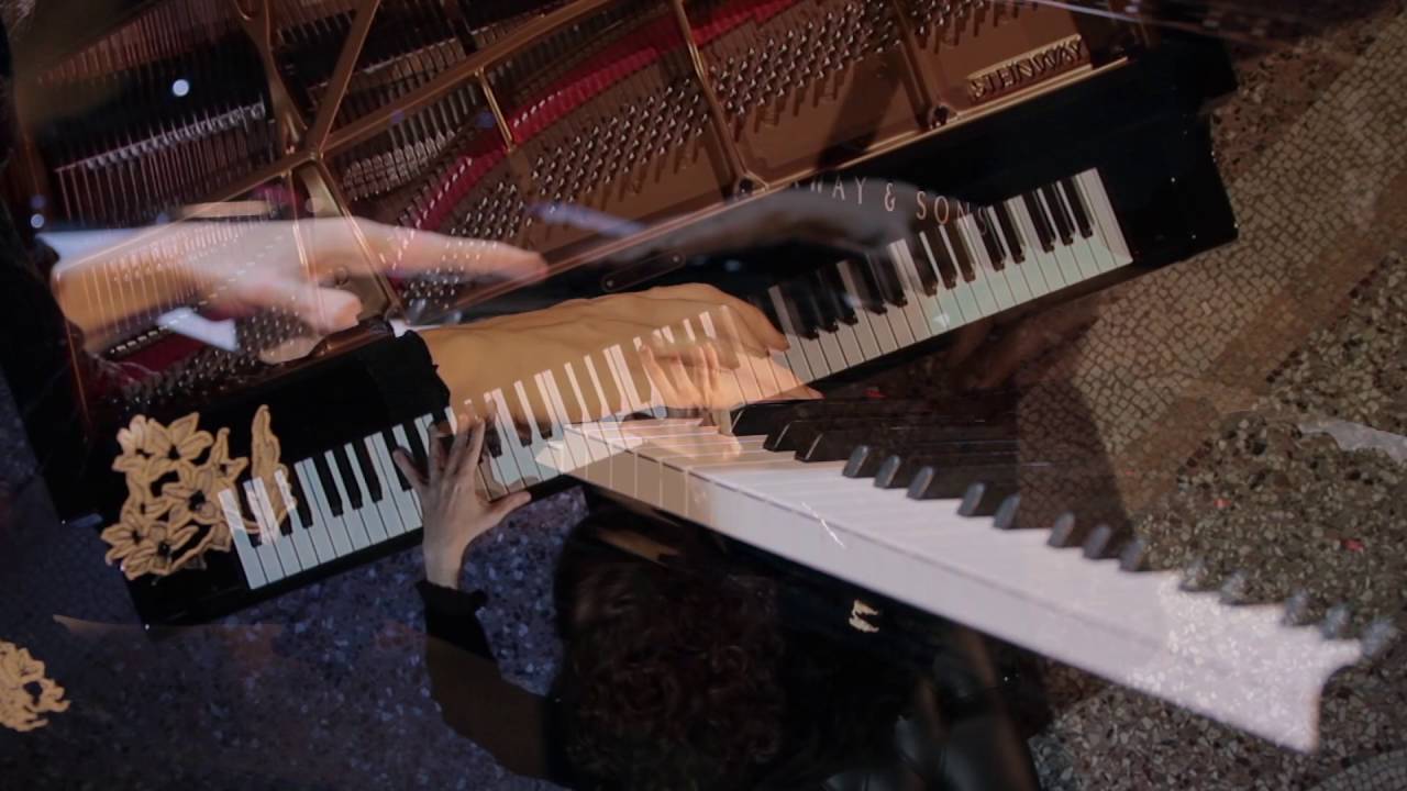 Debussy: Clair de lune - Alessandra Ammara