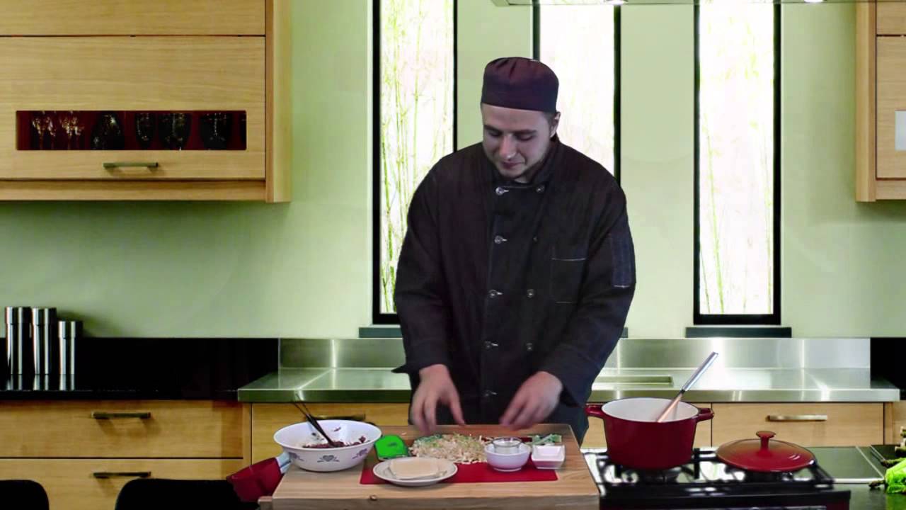 Halal wonton soup