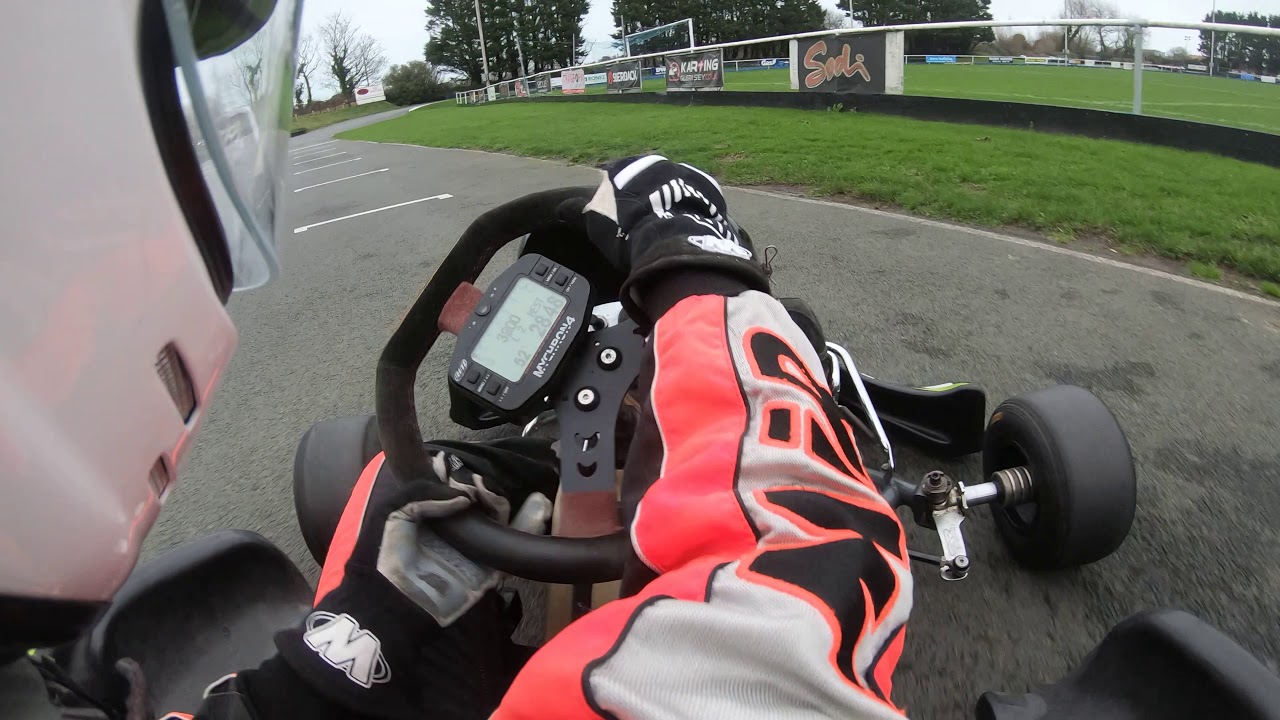 Karting Guernsey Junior Max practice 11 January (on very bad tires) Ep.1