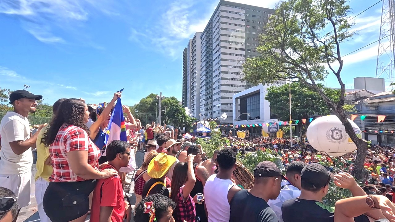 Show de João Gomes em Recife rua da aurora 22 de fevereiro 2026
