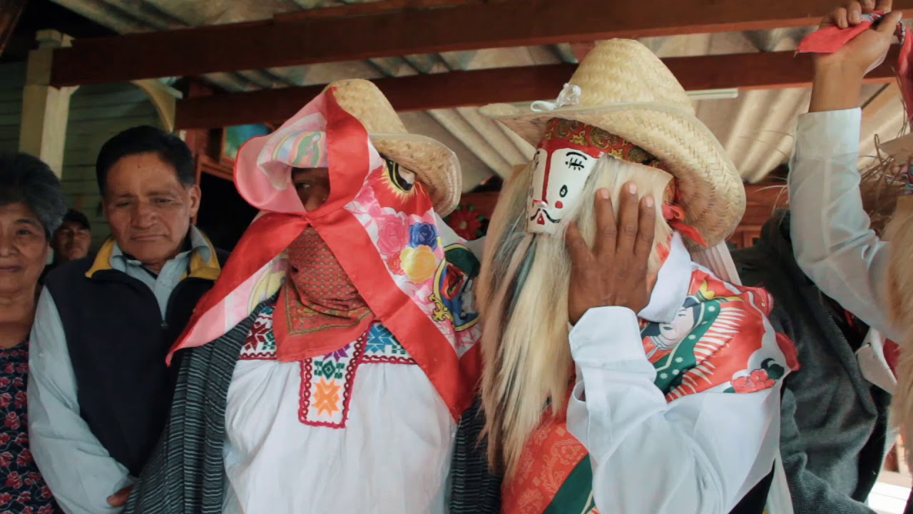 Carnaval de los Chilolos de Abasolo Chalcatongo Oax. (DOCUMENTAL 2020)