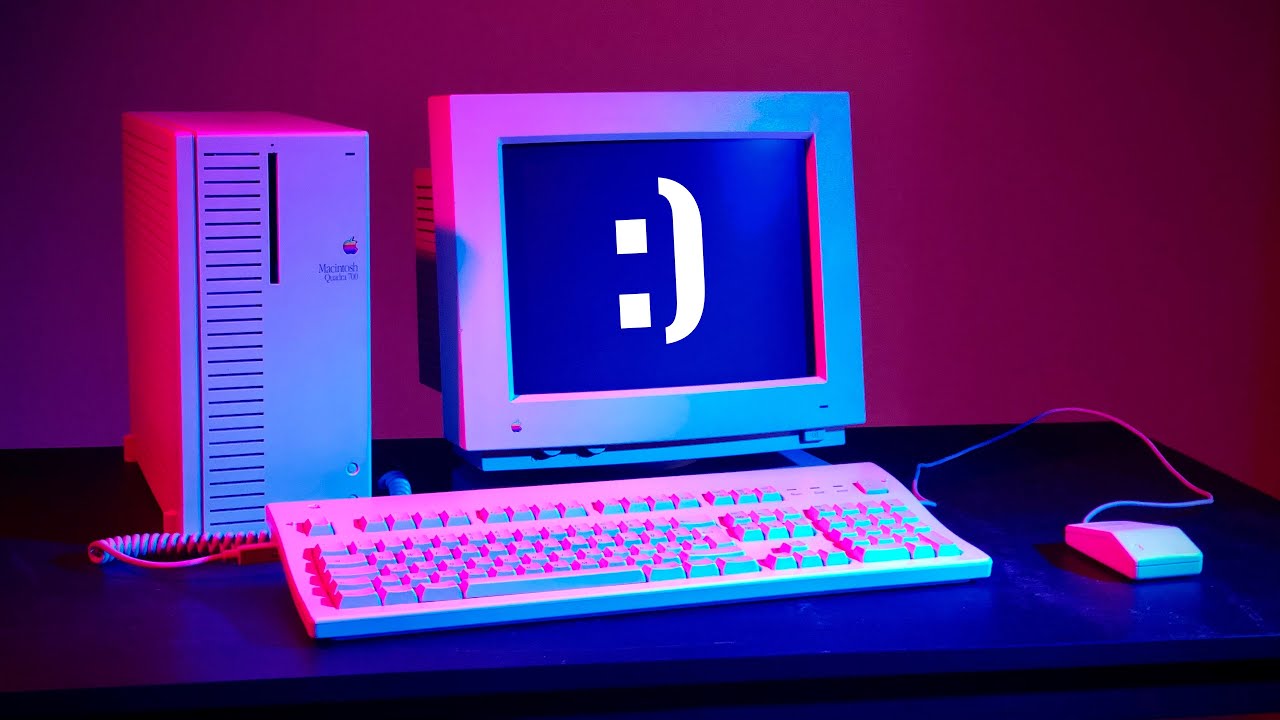 Apple used to make Computers — Quadra 700 (1991)