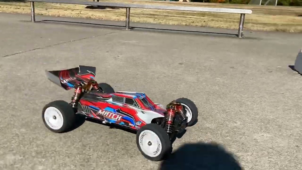 GoolRc Wltoys 104001 Jumps Skate park