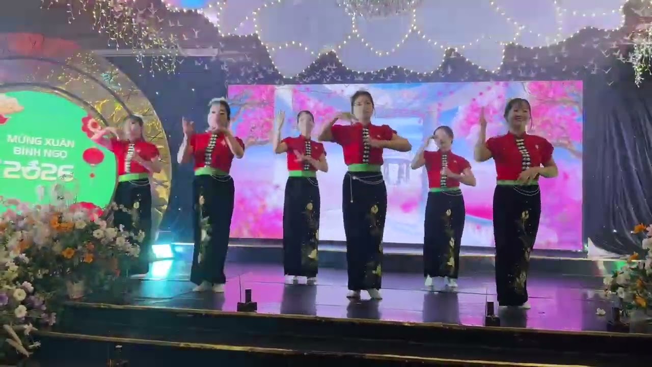 Tiếng khèn mùa hoa ban nở - TanabeVietnam