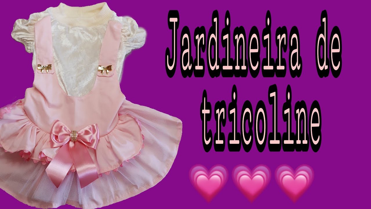 Jardineira com a camiseta embutida/ molde na descrição.