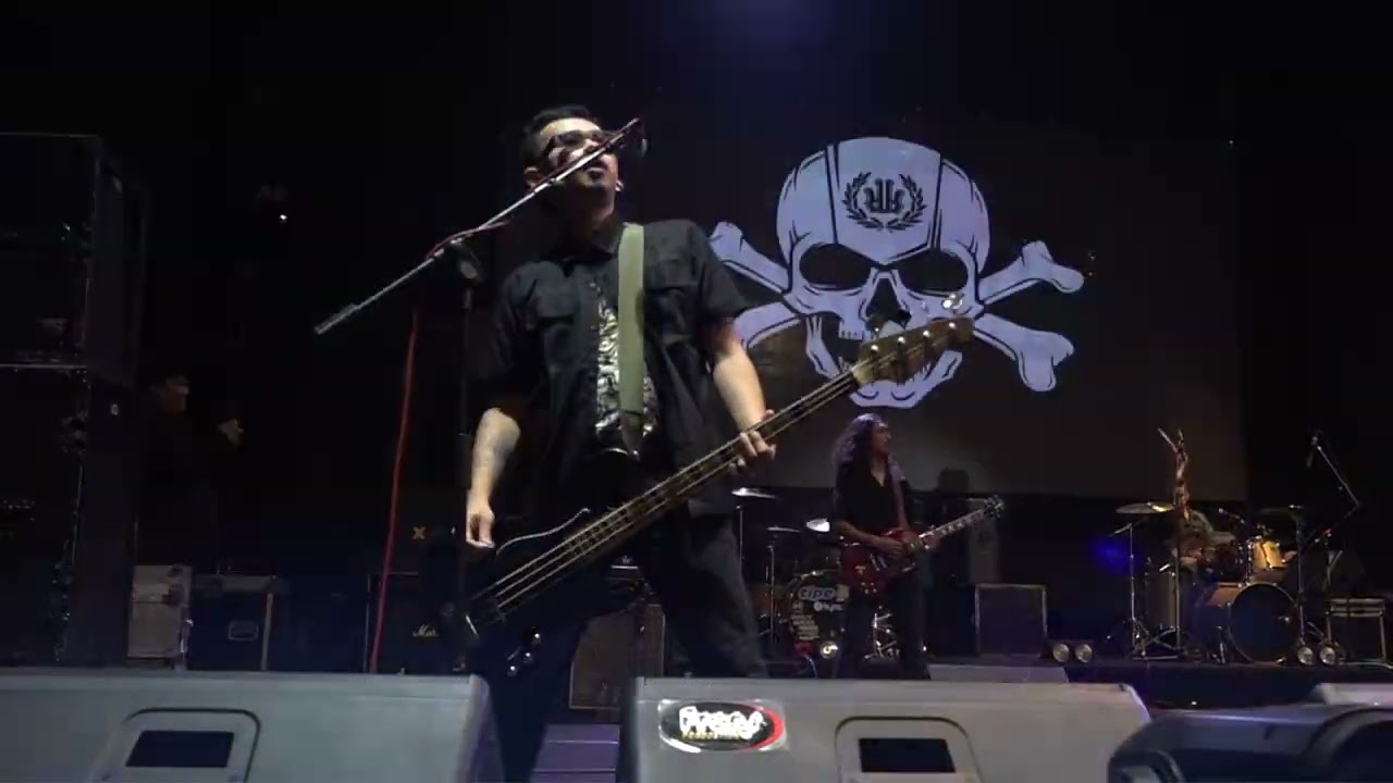 REBELLIONROSE LIVE KONSER SOLO