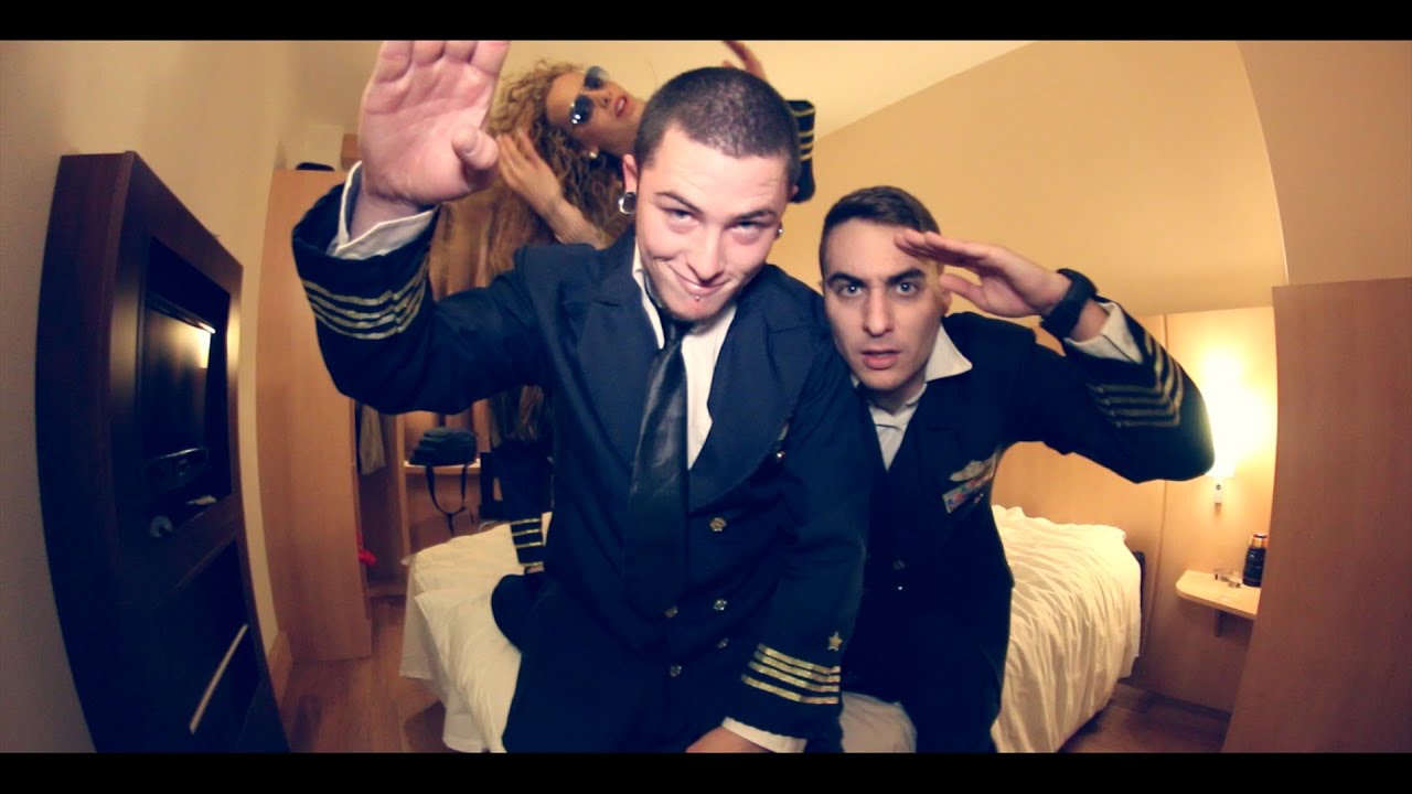 AmbkorTv - AMBKOR ft. KAZE - 