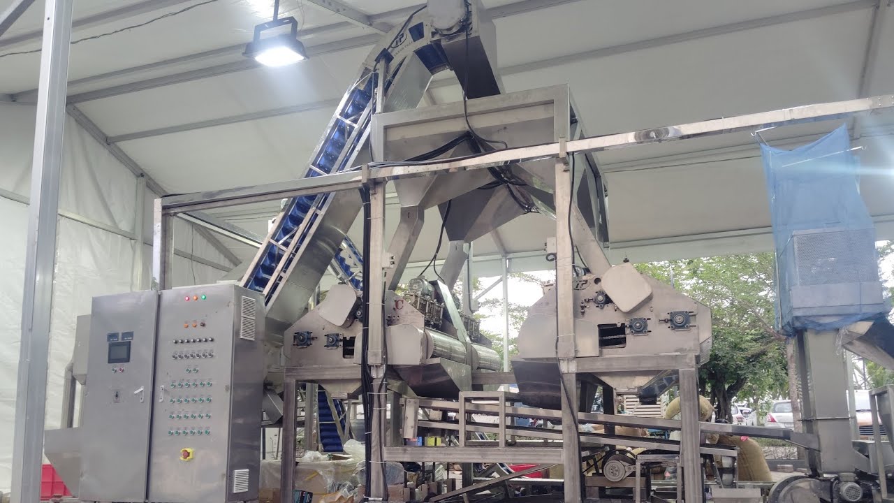 Cmv cashew selling machine Aica for Chennai Mahabalipuram exhibition for India2025