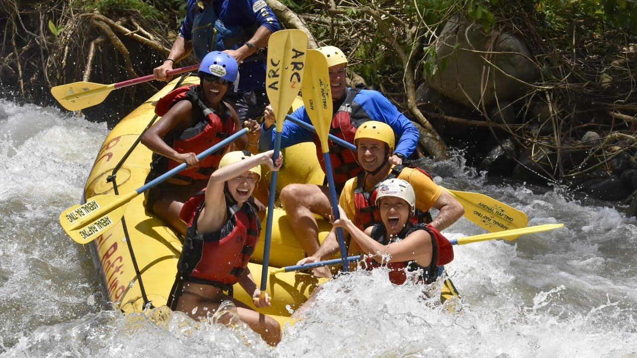 Costa Rica adventure | Rafting, canyoning & ziplining