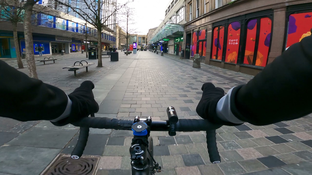 Christmas Day cycle through Glasgow