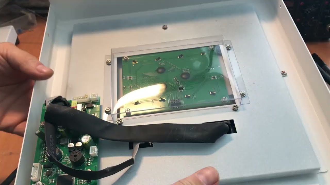 Гібридник SAKO SUNON IV 5.6 кВт. та Anker 555, ремонт тестування.