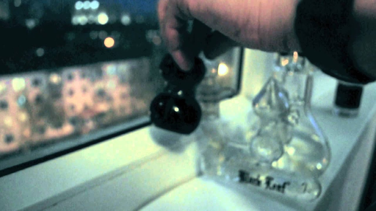 BLA 045-29 'Blaze Glass' + SA 523 'Black Leaf' Pre-Cooler 7-Hole Diffuser