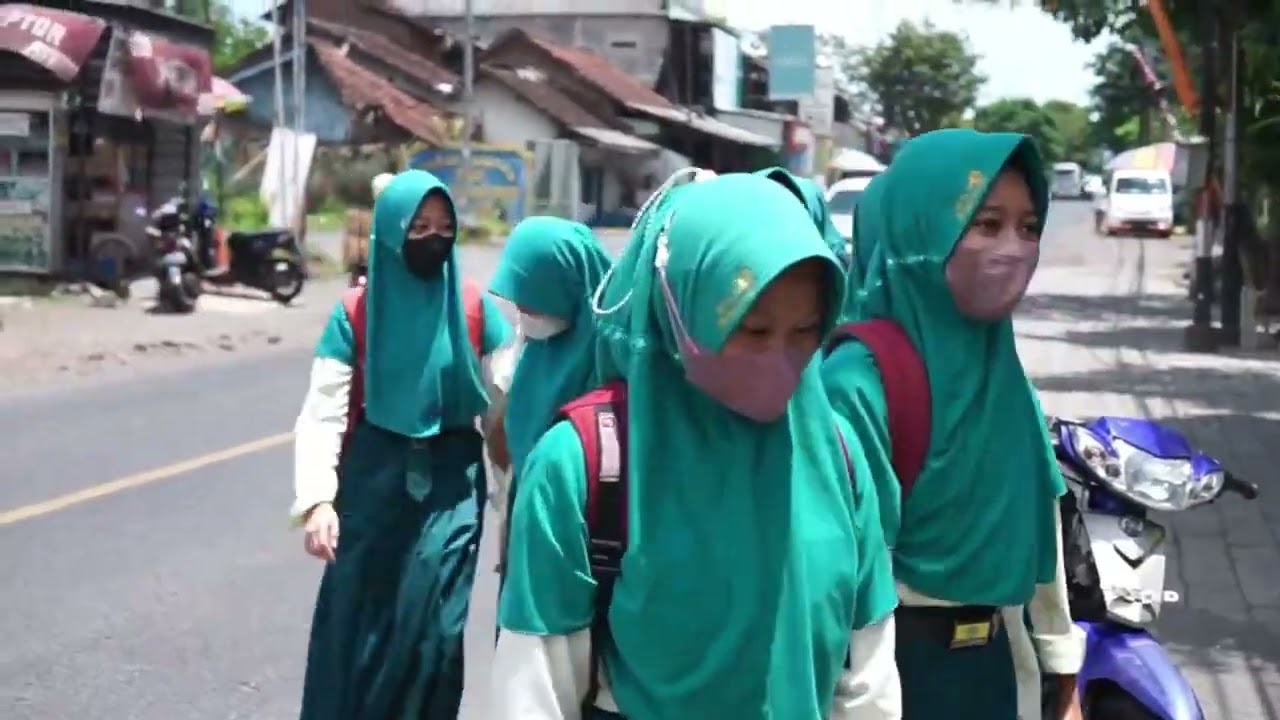 REVIEW DARI TAHUN KE TAHUN MTsN 3 BANYUWANGI