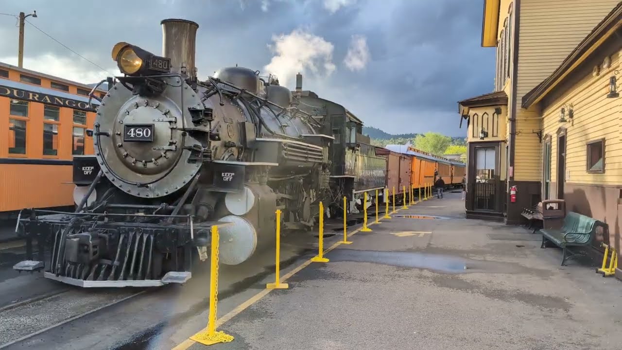 Durango Silverton Narrow Guage Railroad 480 returns to Durango