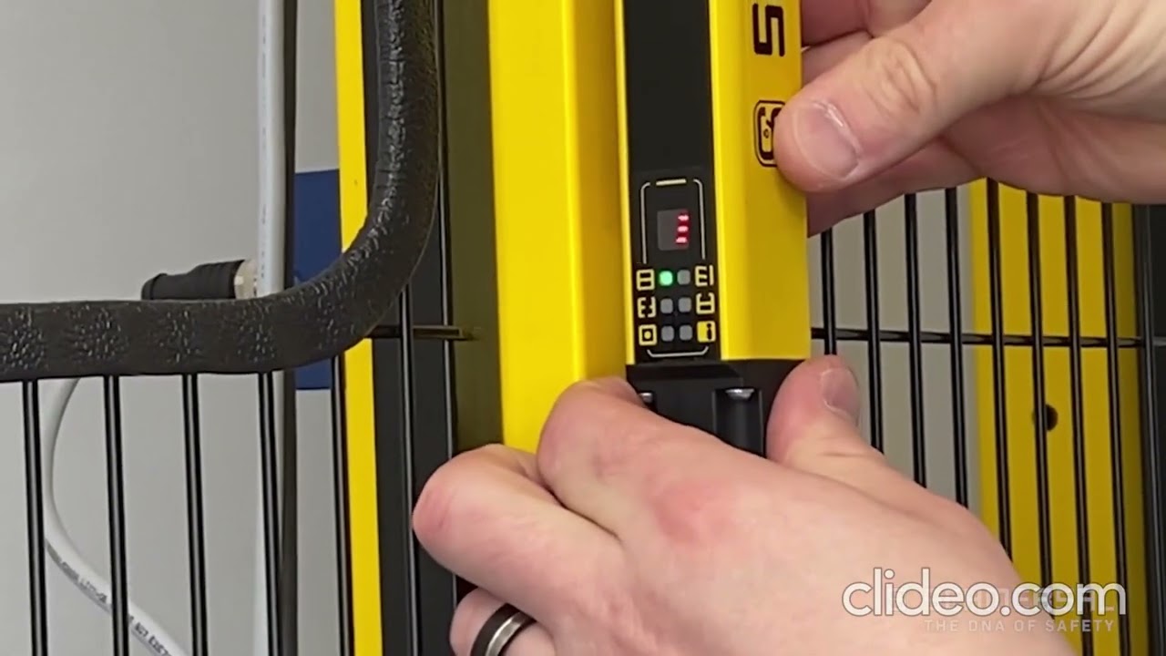 Safety Light Curtain Alignment/ ALINIERE BARIERE DE SIGURANTA