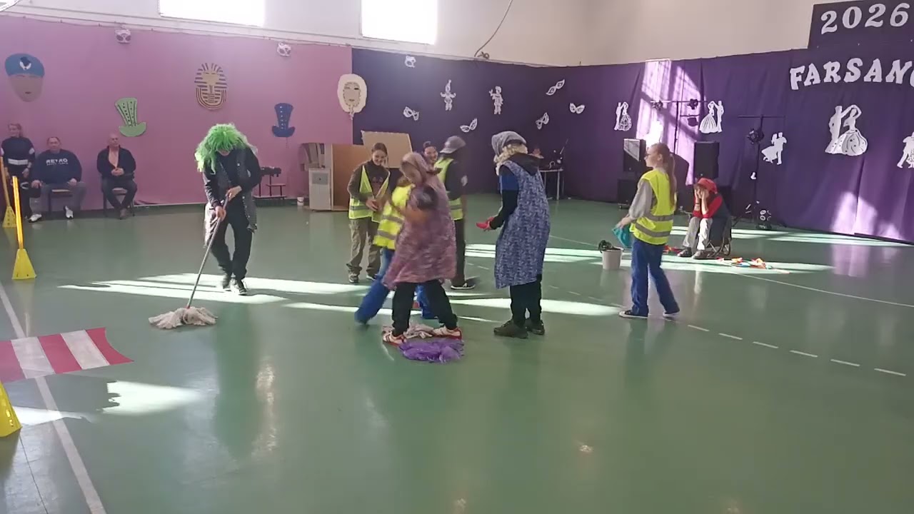 08 7c takartónők