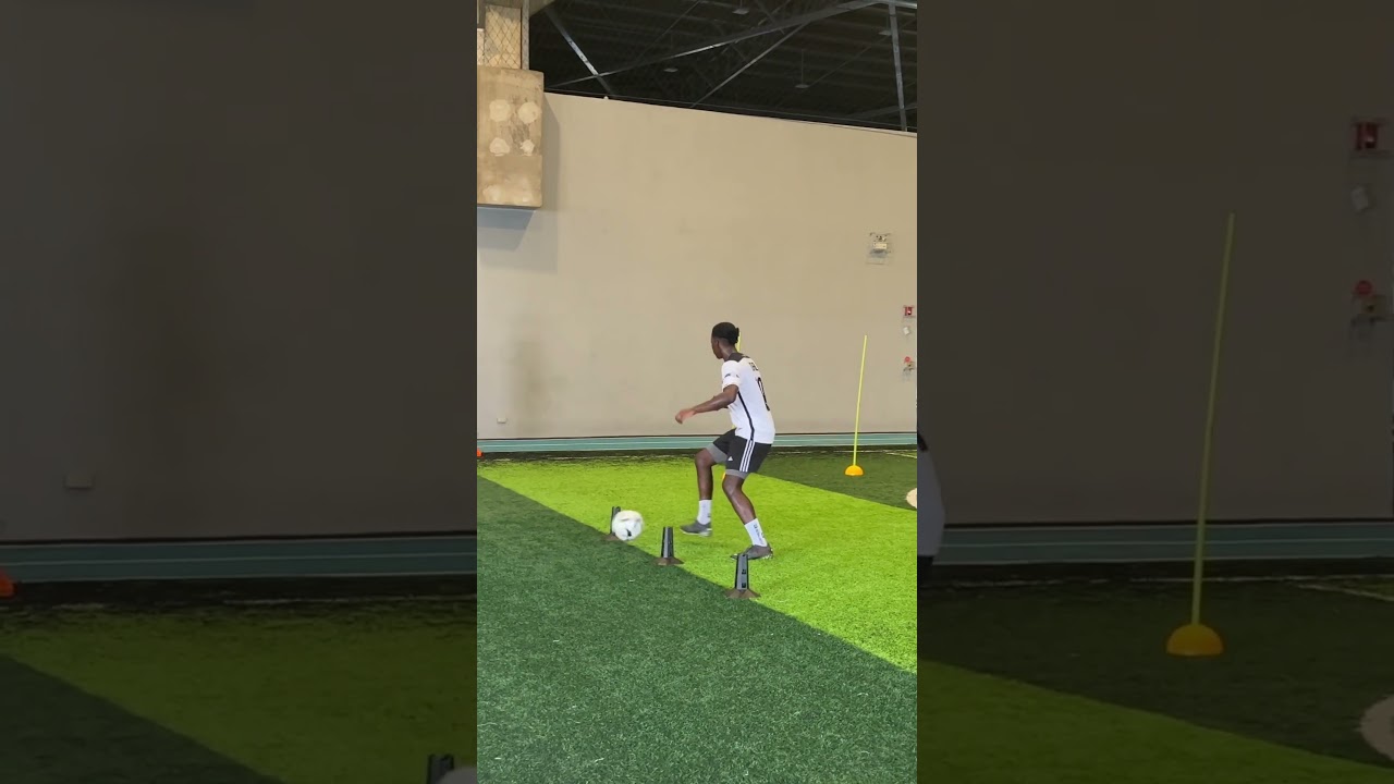 Mastering First Touch & Scanning: Football Drills Demystified | #FirstTouchSkills #FootballScanning