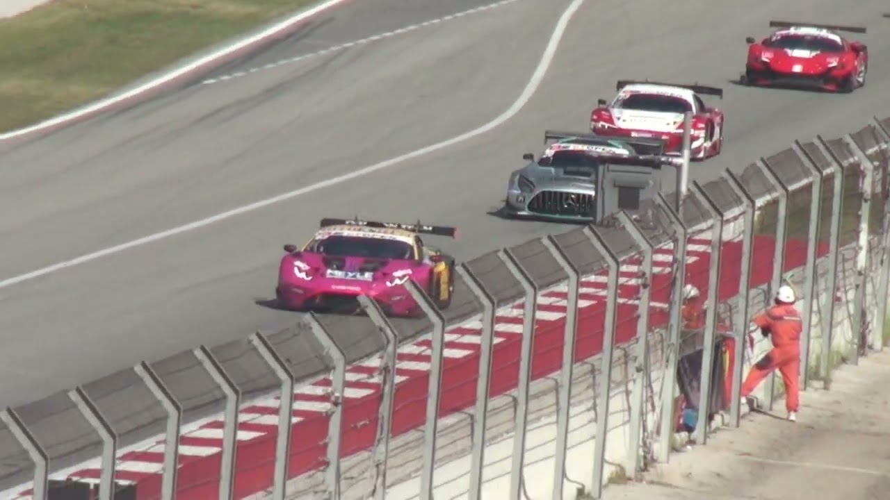 SALIDA Y CARRERA GT OPEN 2023