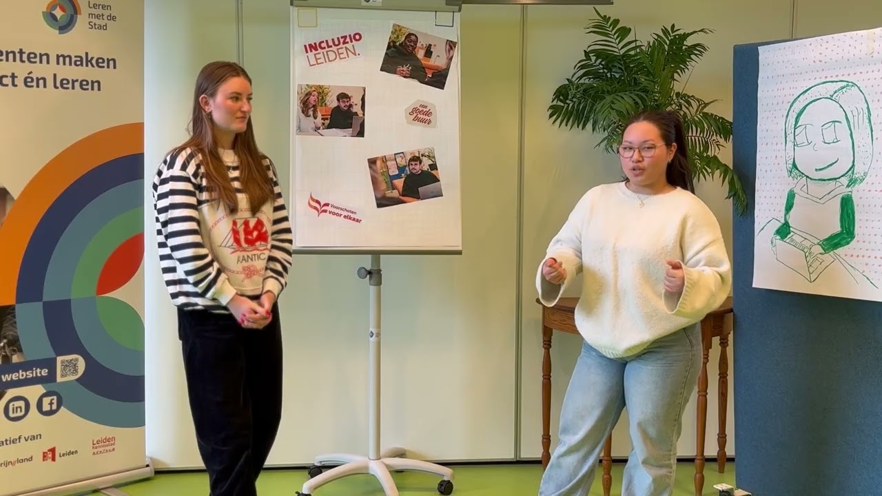 Presentatie Eline en Nilha - stagestudenten Sociaal Juridische Dienstverlening