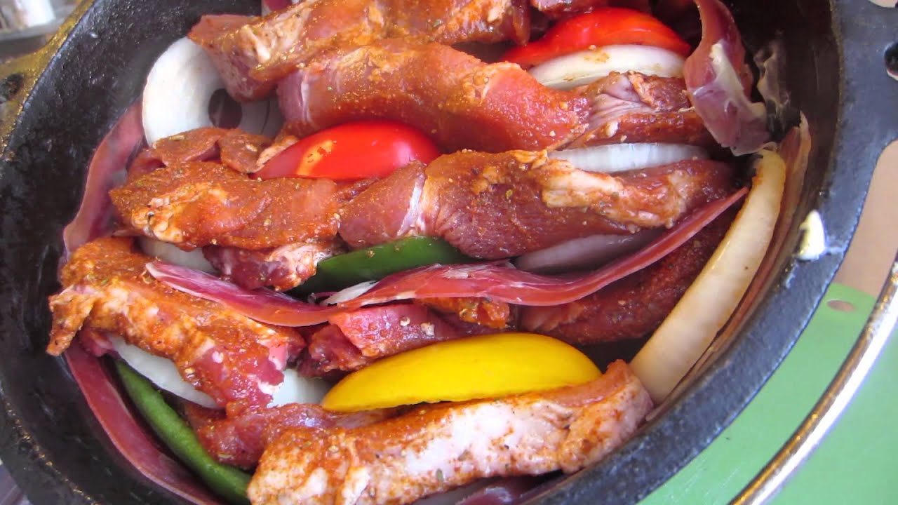 Mexikanisches Schichtfleisch aus dem Dutch Oven - 0815BBQ