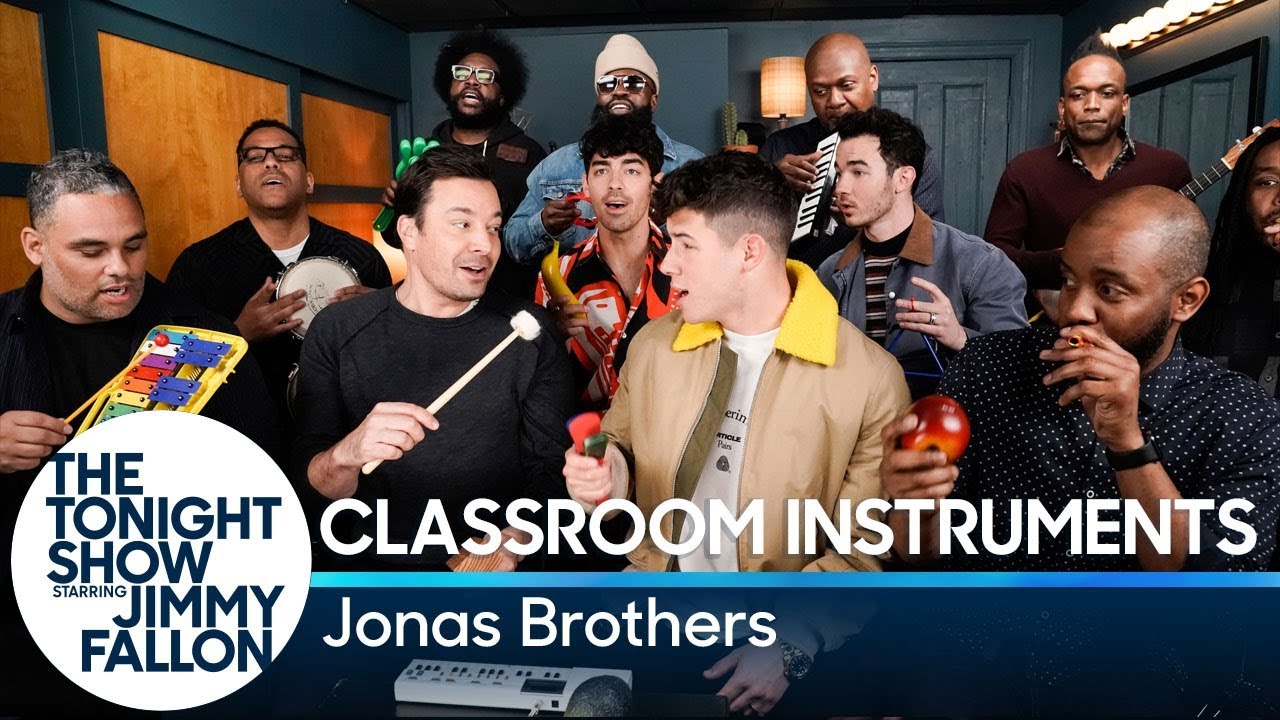 Jimmy Fallon, Jonas Brothers & The Roots Sing 