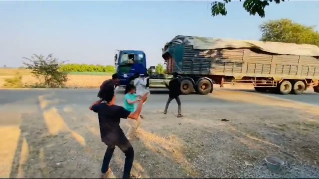 😁😂សម្លេងZin ហ្វេនឡានធំធំ រាំតាមផ្លូវ ៣០ឆា ៦០ឆា 😝តេាះអ្នកណាខ្លះបែបនិងចេញមុខមក 😁😂😍😝