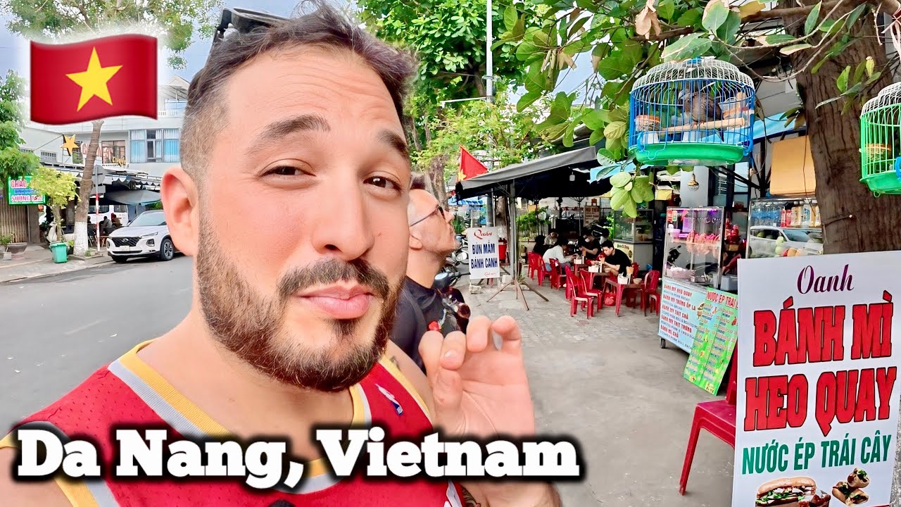 Da Nang&lsquo;s $1 Menu | Food Tour on a Budget