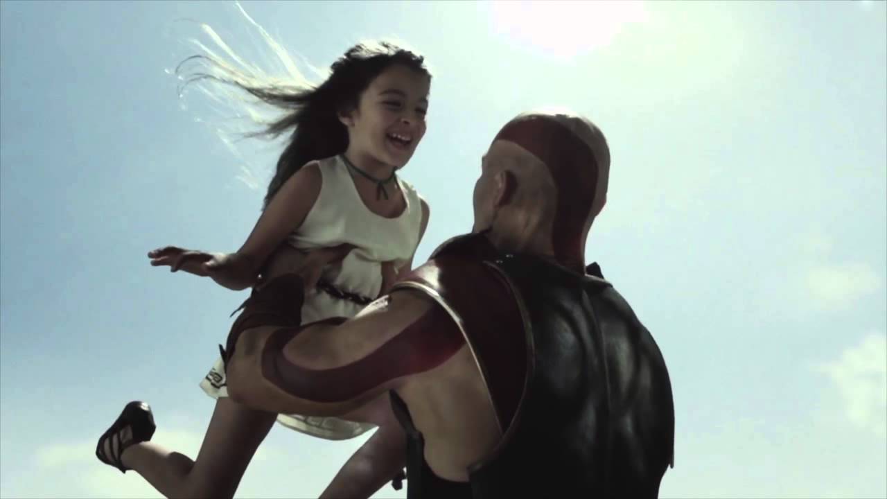 Hanging on (god of war version) - Ellie Goulding