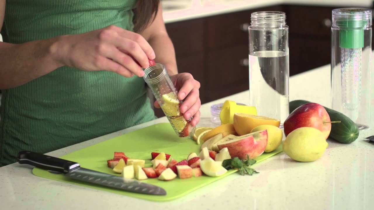 Nayoya Fruit Infuser Water Bottles Video - Stay Hydrated With Natural Fruit Infused Water