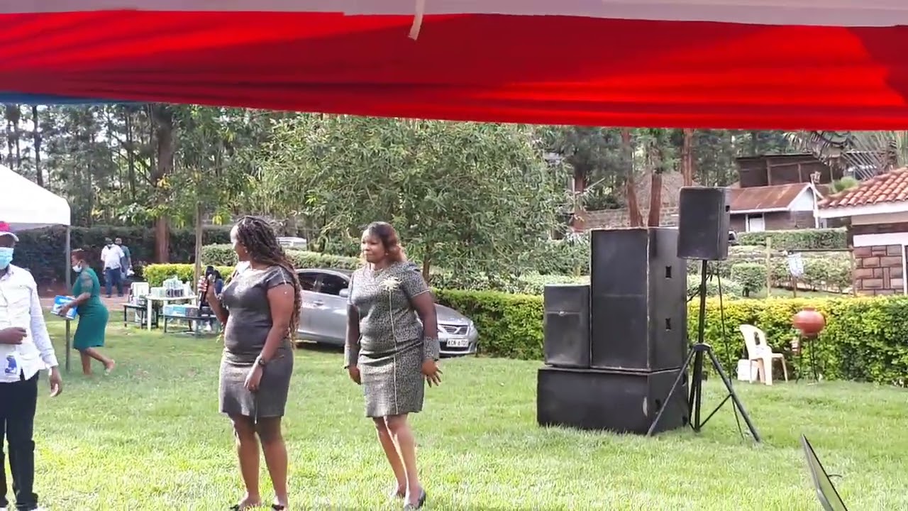 John De'Mathew 2 wives sing LIVE  their new song at Kigia Wa Esther ceremony