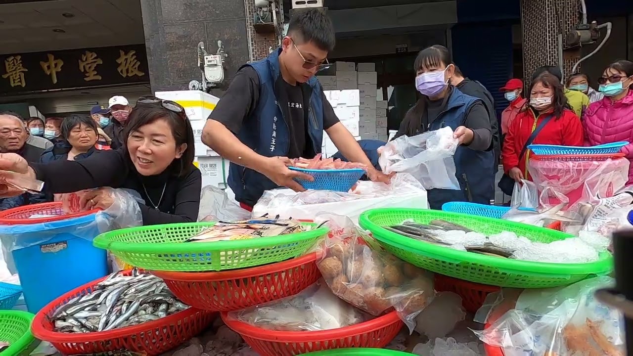 吳郭魚全部500元啦 #中彰海王子 #烏日火車站 #海鮮叫賣 #海鮮拍賣