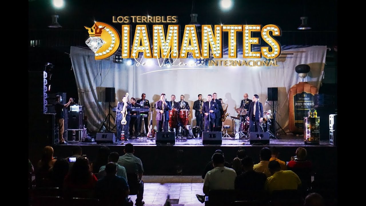 LOS DIAMANTES DE VALENCIA - MIX ASI ES MI CUMBIA (AUDIO EN VIVO)