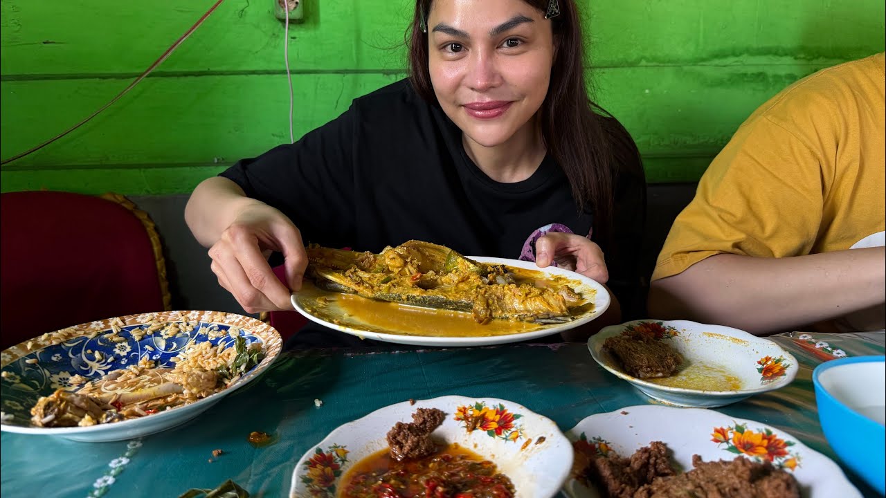 DUT MAKAN DI BENGKULU GUYS👍🏻