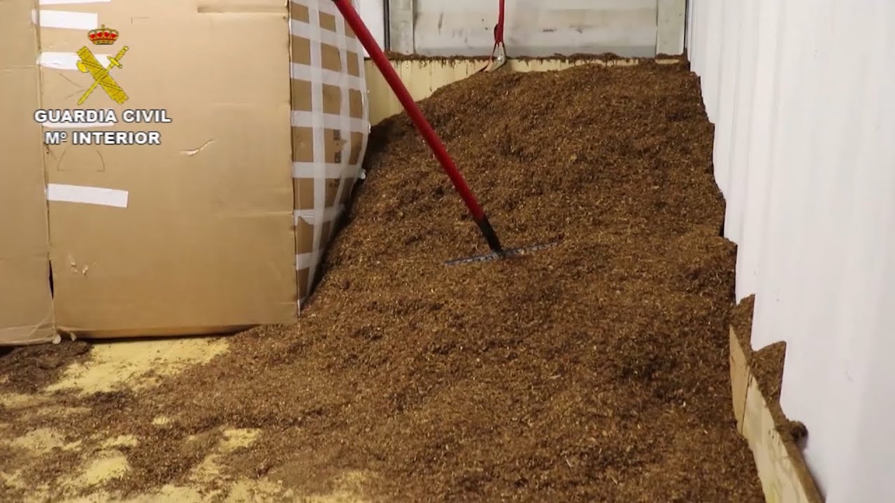 Desmantelan en Málaga una fábrica clandestina de tabaco