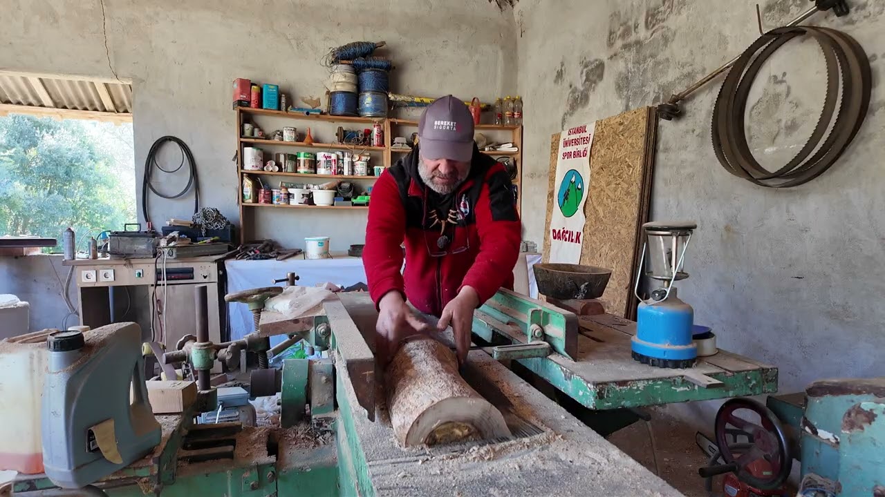Kuruyan Çetlemik Ağacından Lüks Sunum Tahtası | Ahşap İşçiliği
