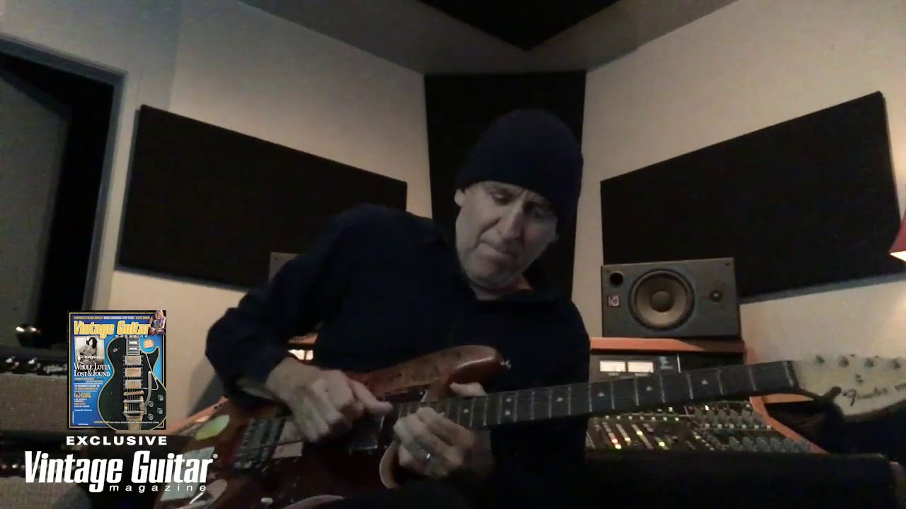 Michael Landau plays 