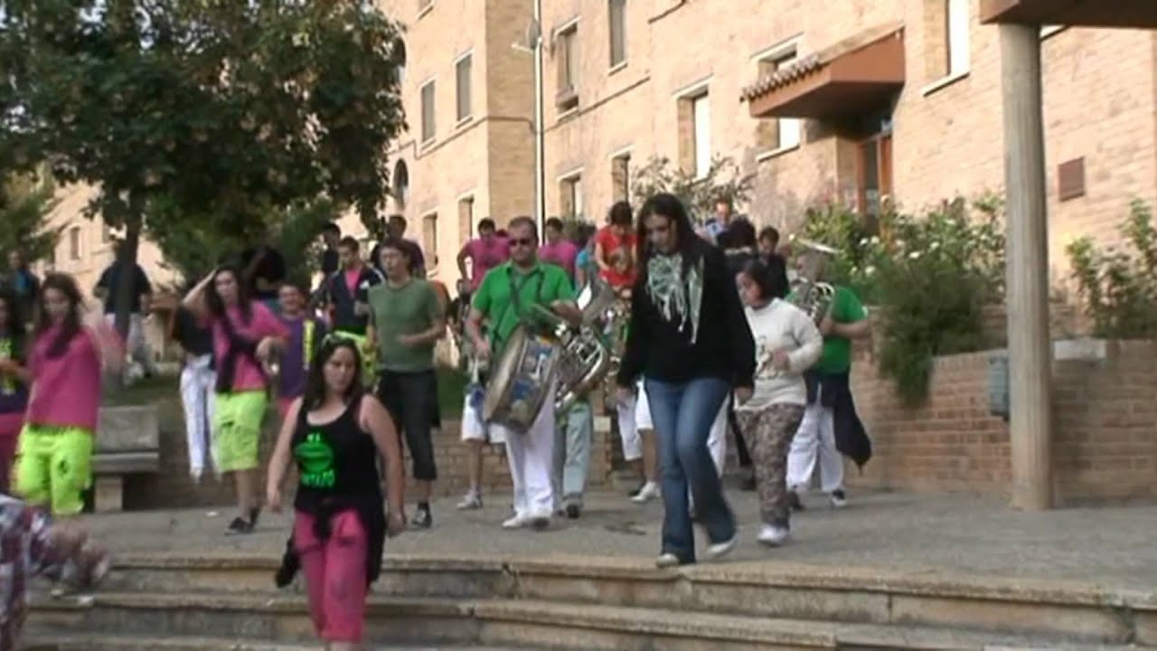 Fiestas de Berlanga de Duero 2012  Diana Floriada .mp4