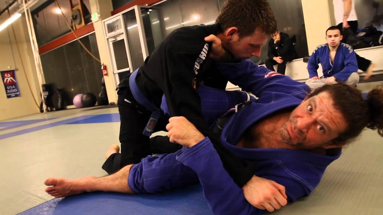 Kurt Osiander Move of the Week - Scissor Sweep