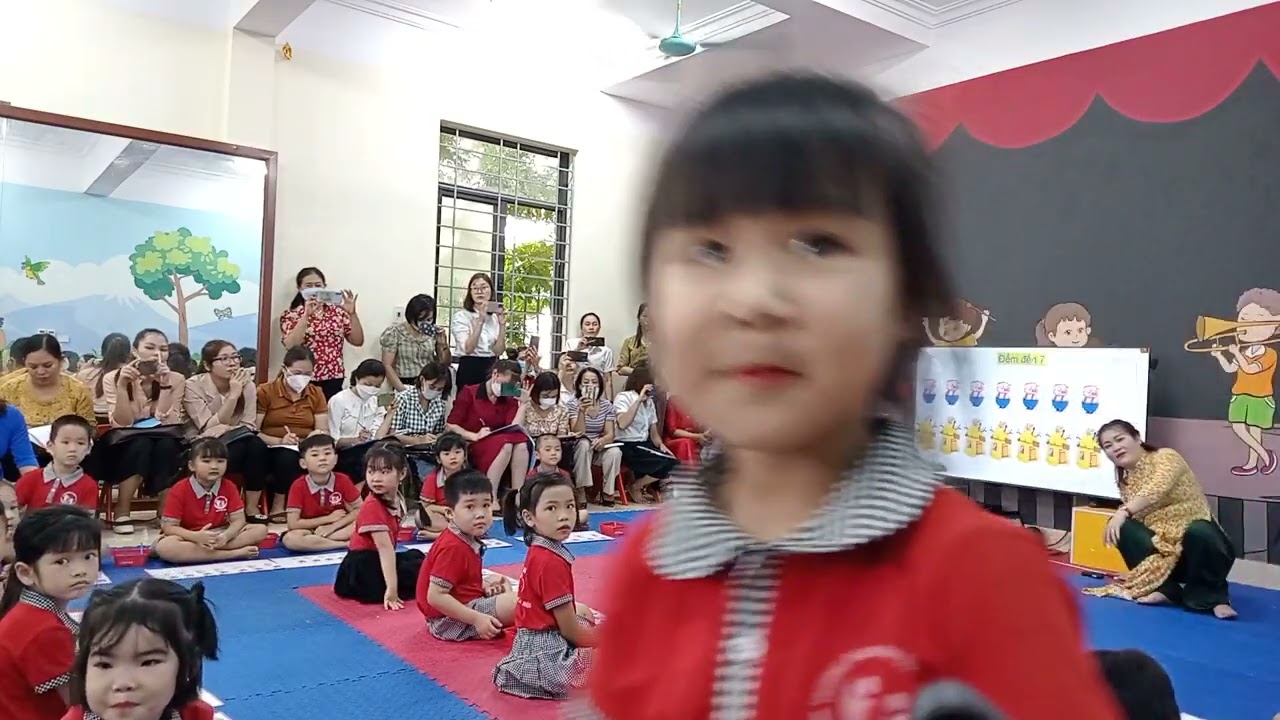 Làm quen toán. Số 7 tiết 1