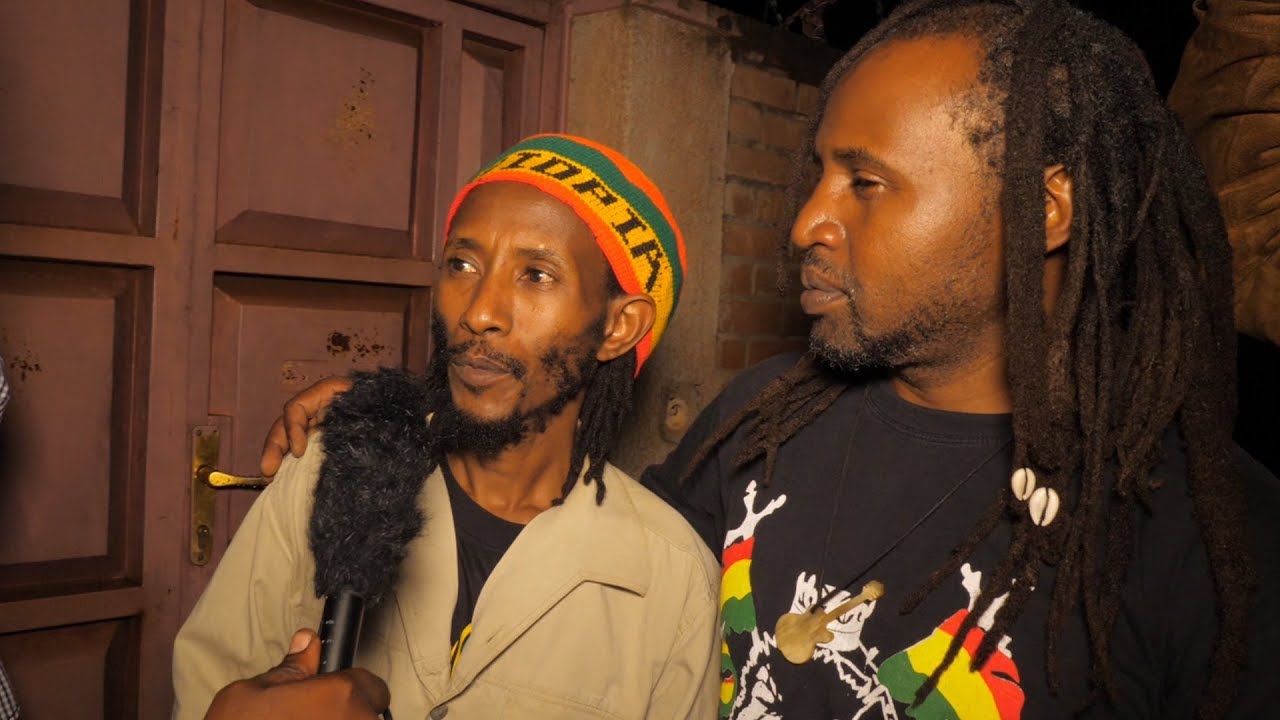 Ni Yesu | yaje mu Rwanda arinzwe nintare | Twaramubonye : Abarasta badutangaje