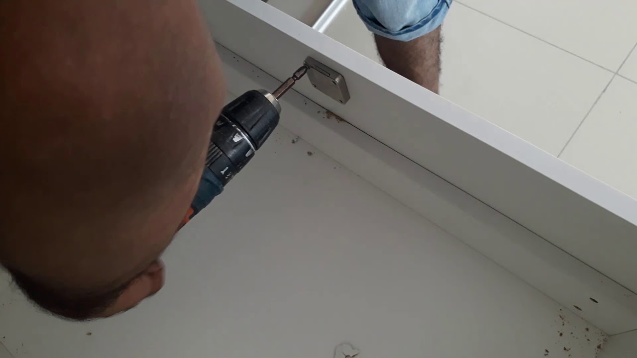 Installation a drawer lock.